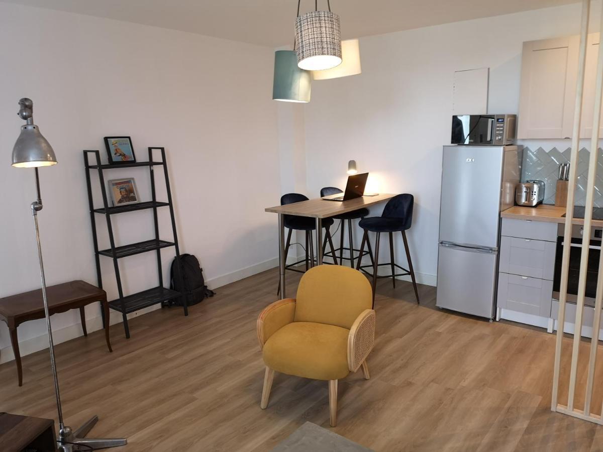Happy Kool - Centre Ville + Wifi + Parking Prive Blois Exterior photo